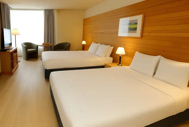 Hôtels Gouverneur Rimouski Comfort 2 Queen Beds Overall View Window