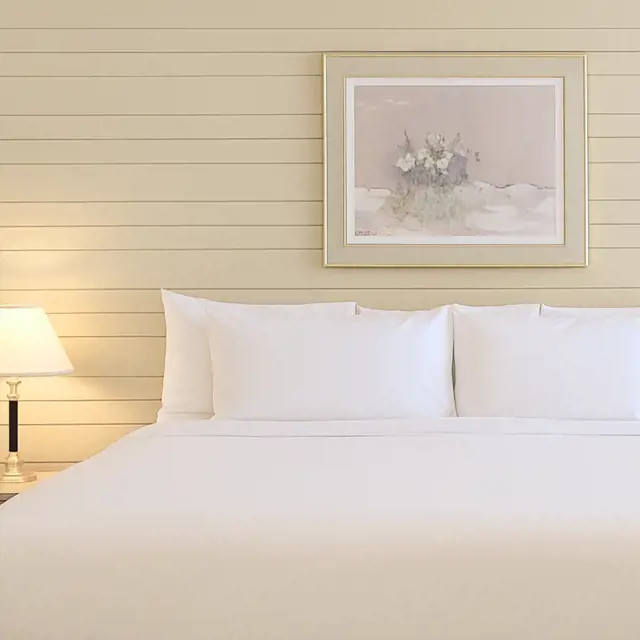 Hôtels Gouverneur Rimouski Suite Comfort Bed and pillows